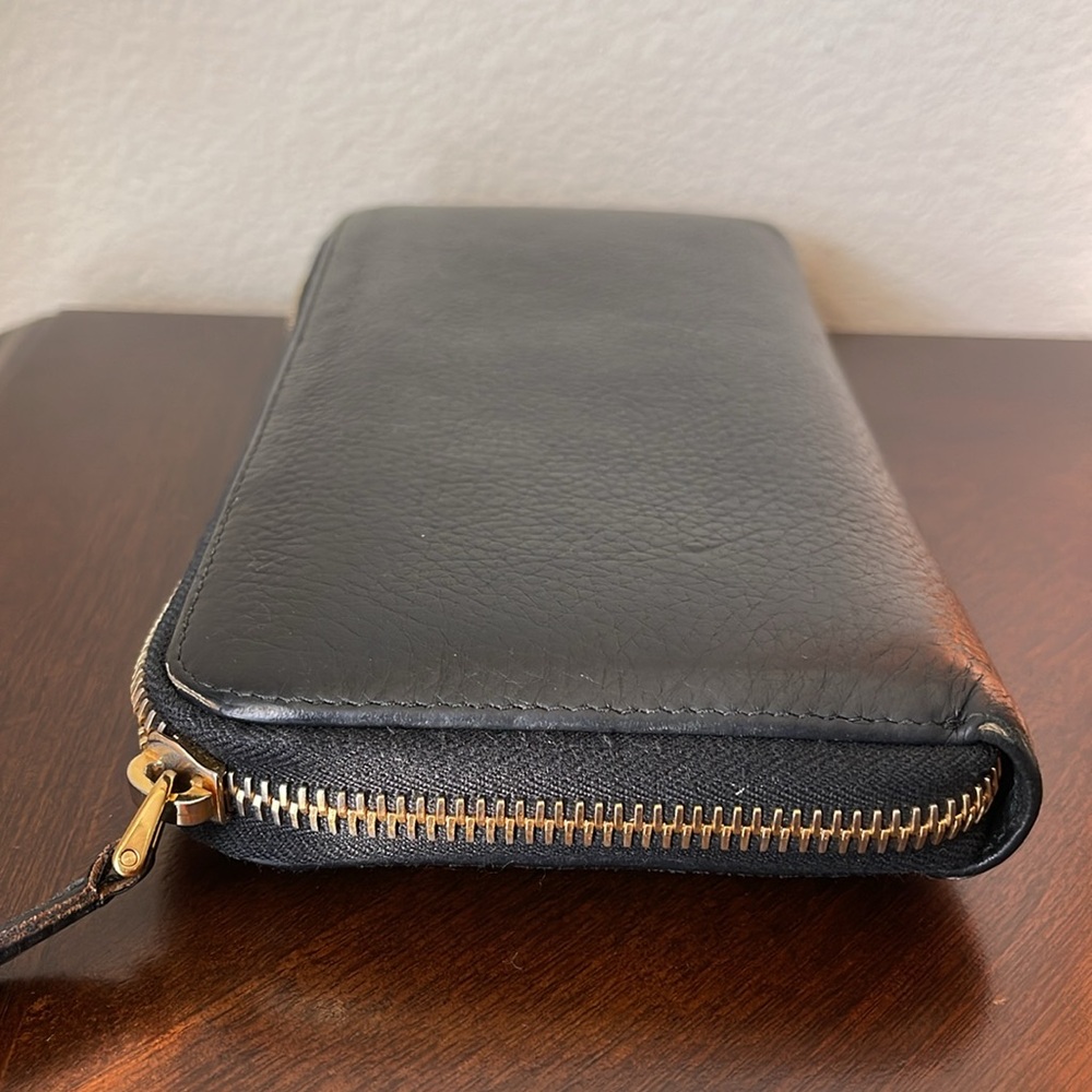 Authentic Prada Zippy Wallet - image 5